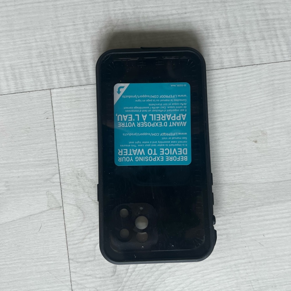 Brand new iPhone 11 Pro lifeproof case
